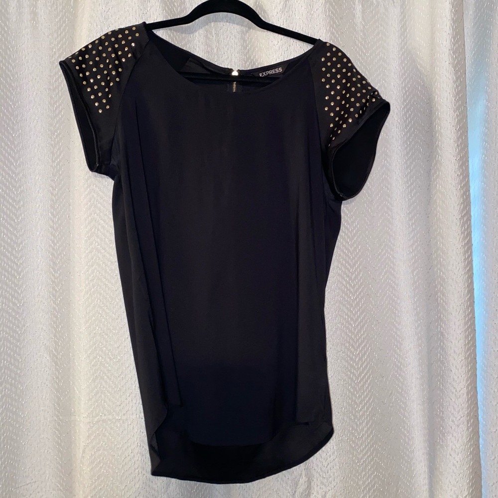 Black stud sleeve detail size MEDIUM